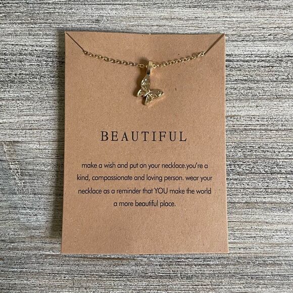 Beautiful Gold Butterfly Necklace - Picture 1 of 1